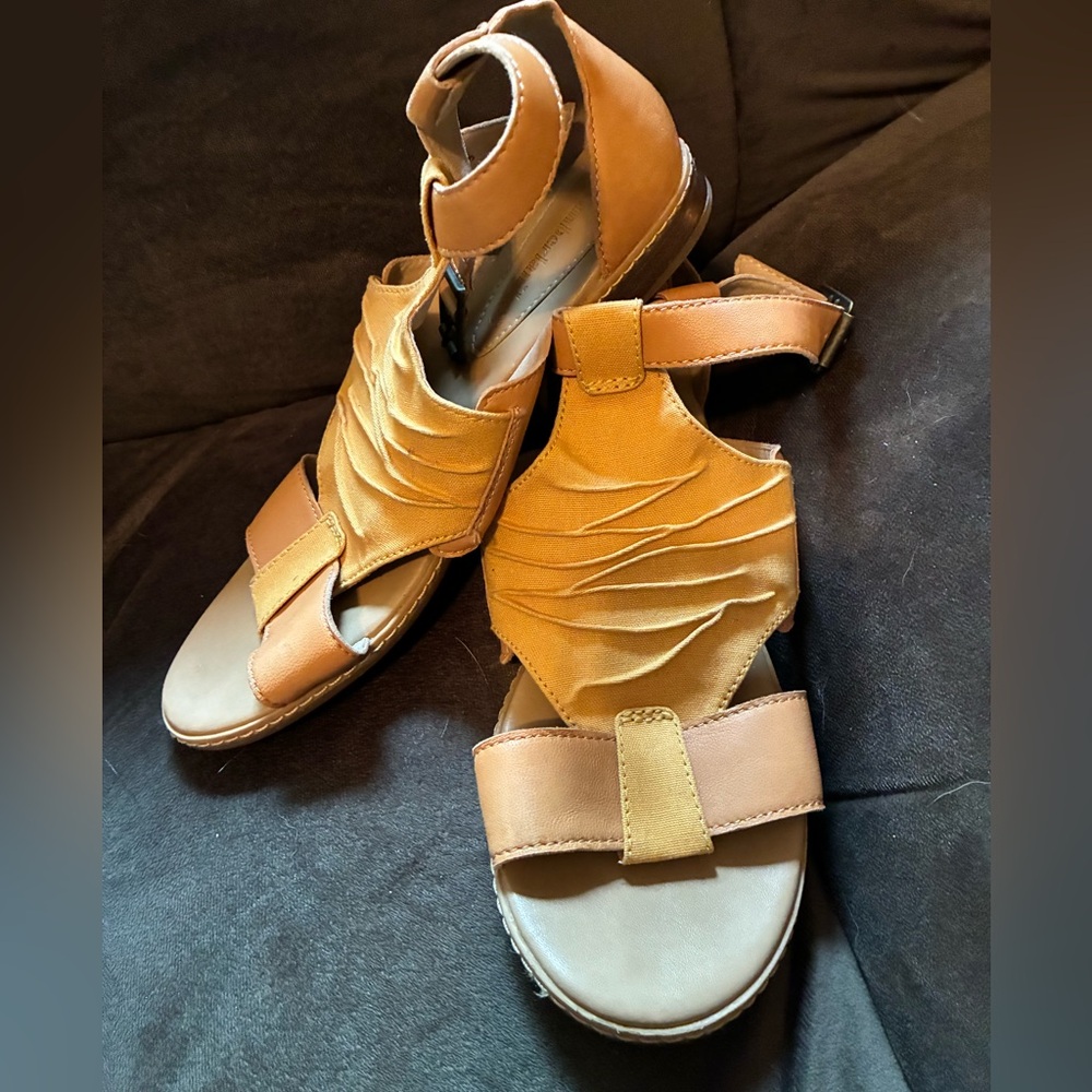 Timberland Wheat-colored Sandals